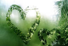 [天下足球]阿尔瓦雷斯罚点违例 二次触球规则引热议.